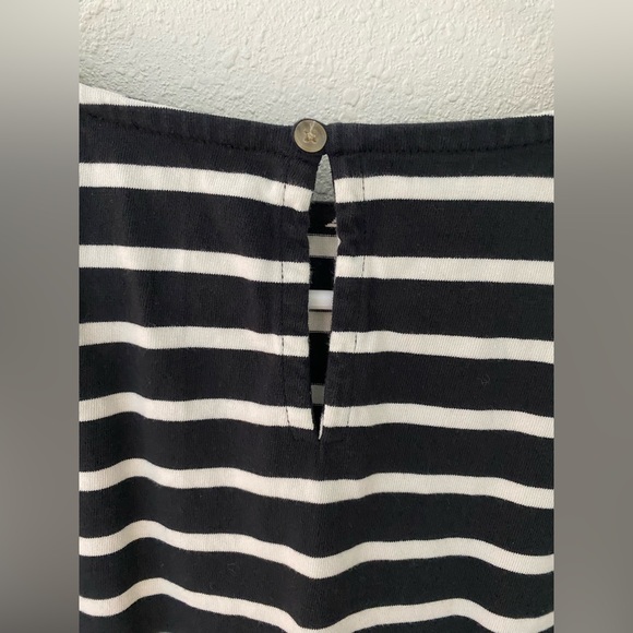 LIKE-NEW JCrew Black and White Stripe Bell-Sleeve T-Shirt Shirt Top, Size Small - Picture 8 of 10